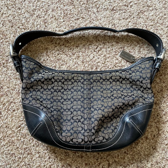 Coach Handbags - Coach Purse